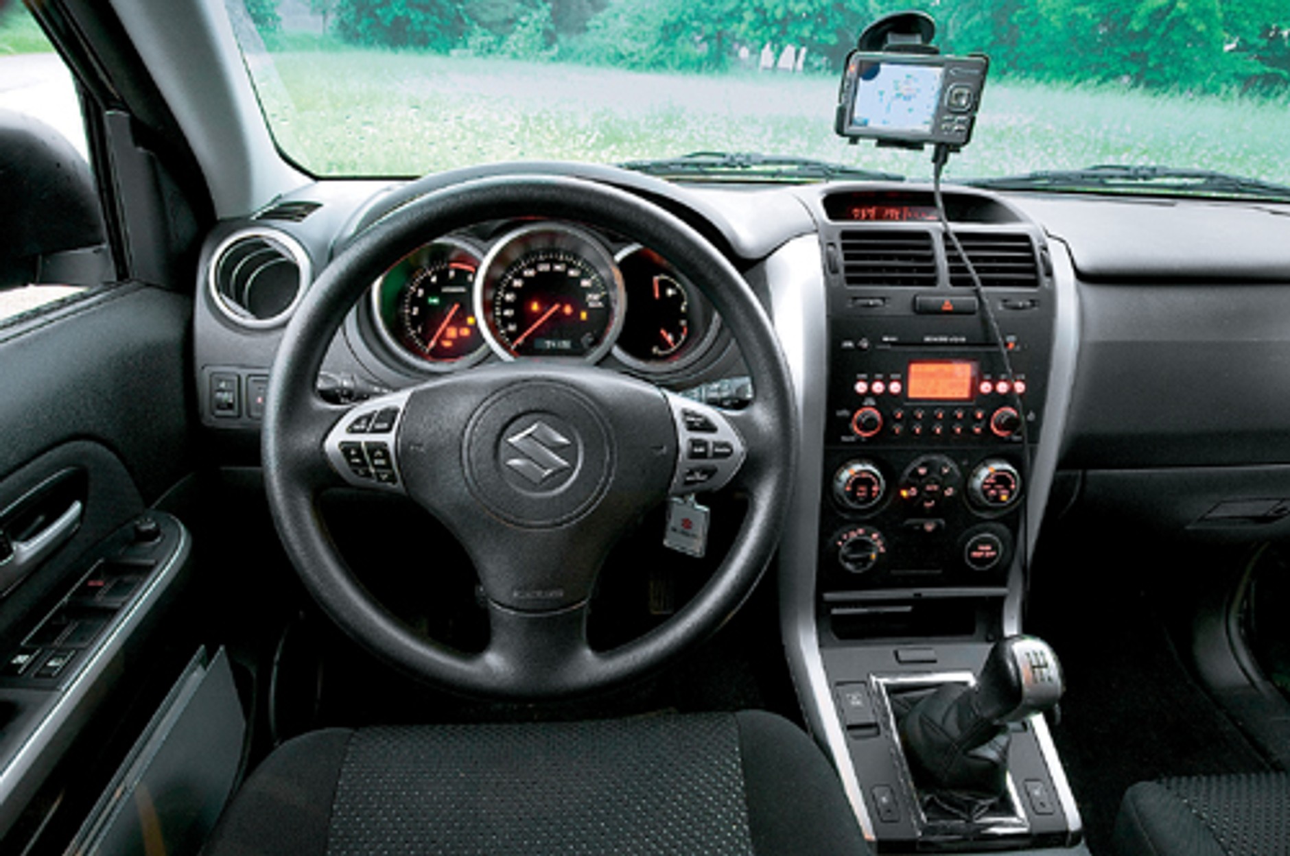 Suzki Grand Vitara w teście dłgodystansowym sprawdziliśmy czy to naprawdę bezblędne auto?