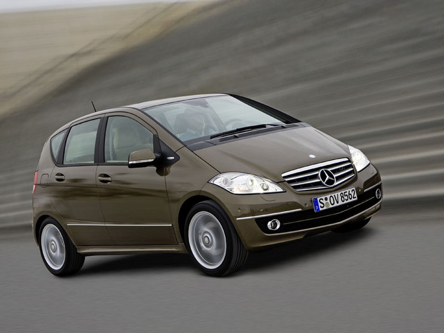 Mercedes-Benz klasy A: mały Merc po faceliftingu