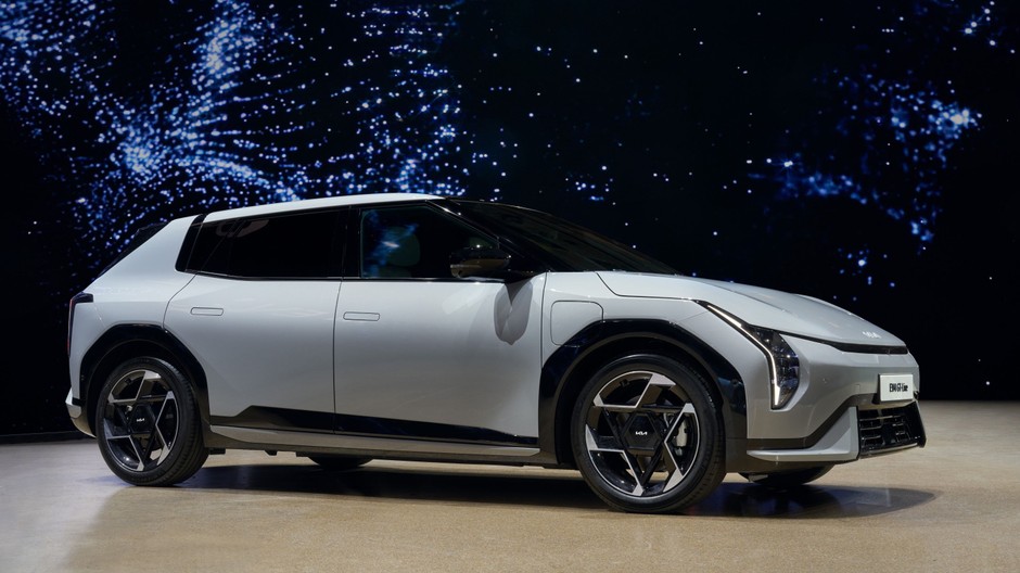Kia EV4