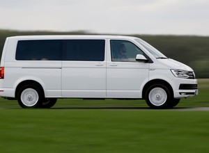 Volkswagen T6 Multivan 2.0 BiTDI Comfortline 3400 - 40 cm robi różnicę