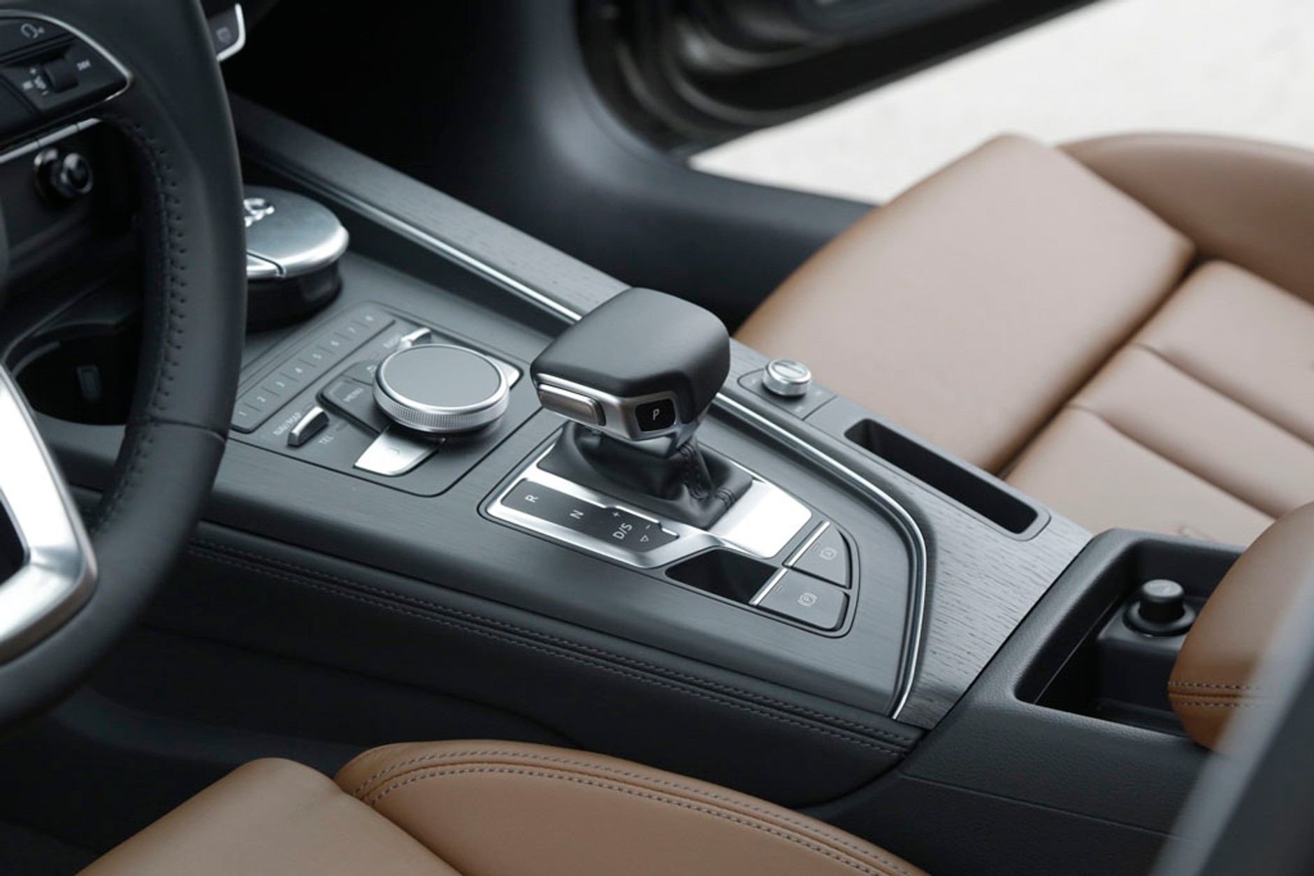 Perfekcyjnie poprawne - Audi A4 Avant 2.0 TDI  S-tronic