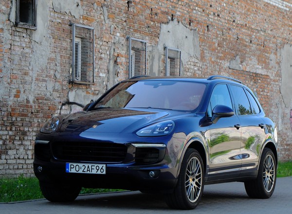 Porsche Cayenne Diesel Platinum Edition – zasięg ponad wszystko | TEST