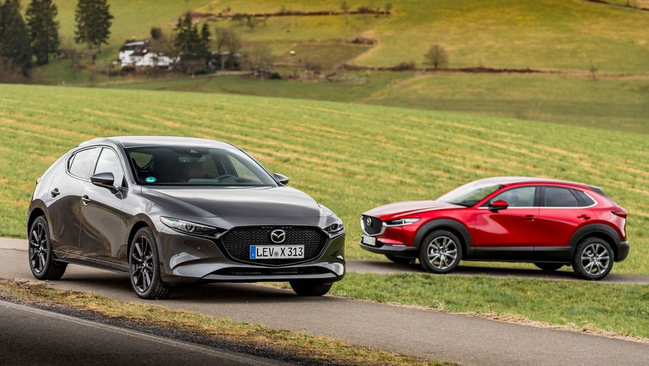 Mazda 3 i Mazda CX-30