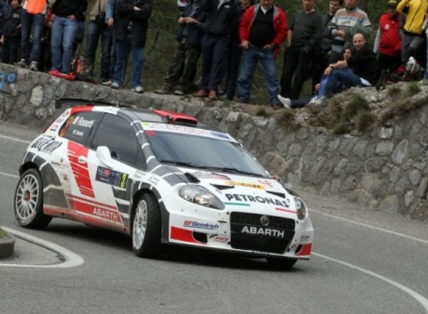 Abarth - programy sportowe na sezon 2011.