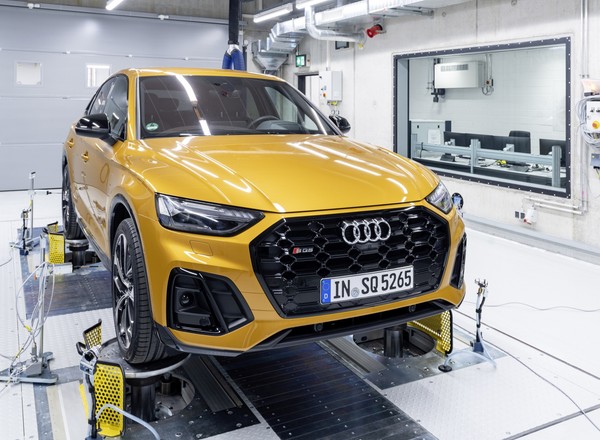 Tak Audi walczy z szumami, trzaskami i szmerami w autach