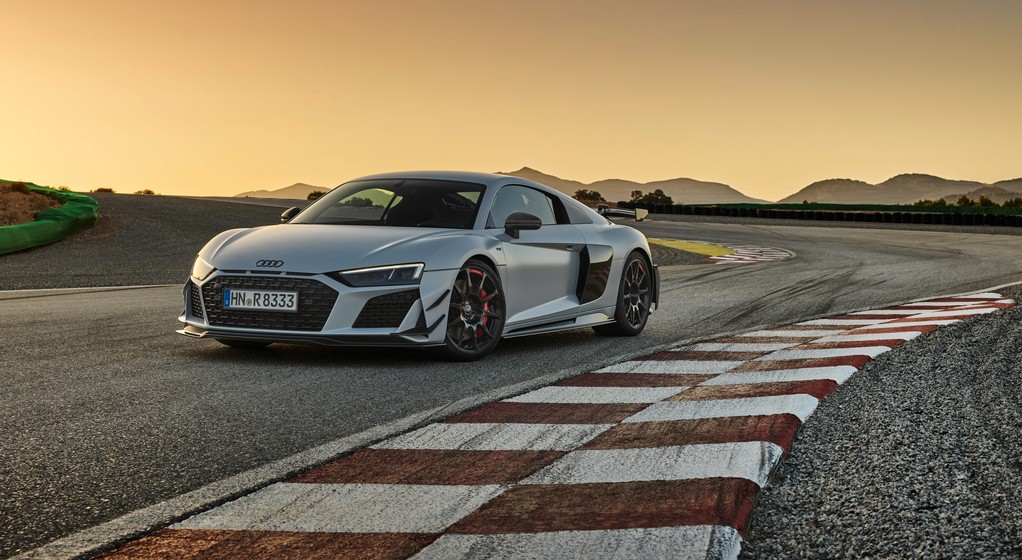 Audi R8 Coupé V10 GT RWD 