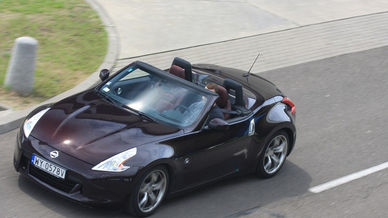 Nissan 370Z Roadster: ogniste cabrio dla prawdziwego twardziela