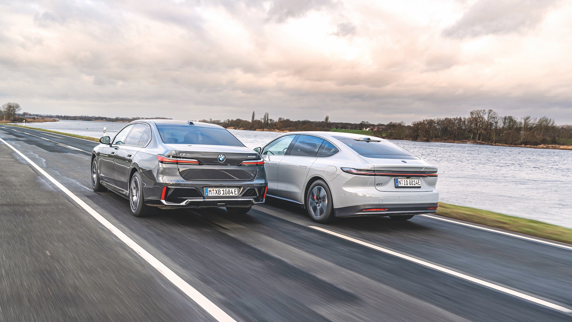 BMW i7 i Nio ET7