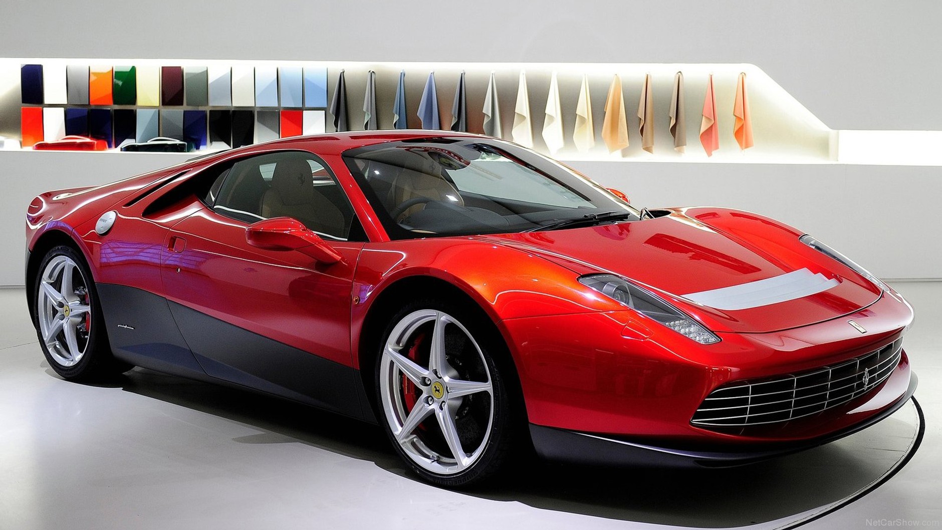 Ferrari SP12 EC 2012: 570 KM, 4.5 V8, 325 km/h, sztuk 1