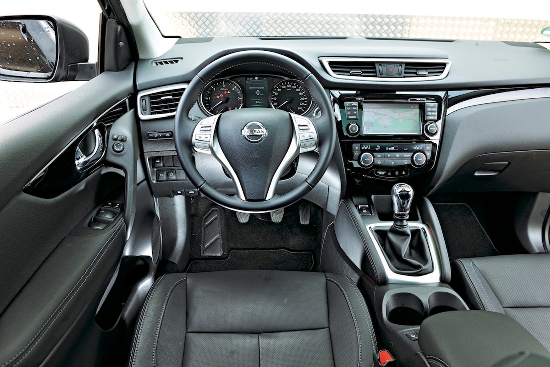 Nissan Qashqai 1.6 dCi 4x2 kontra Nissan Qashqai 1.6 dCi 4x4i