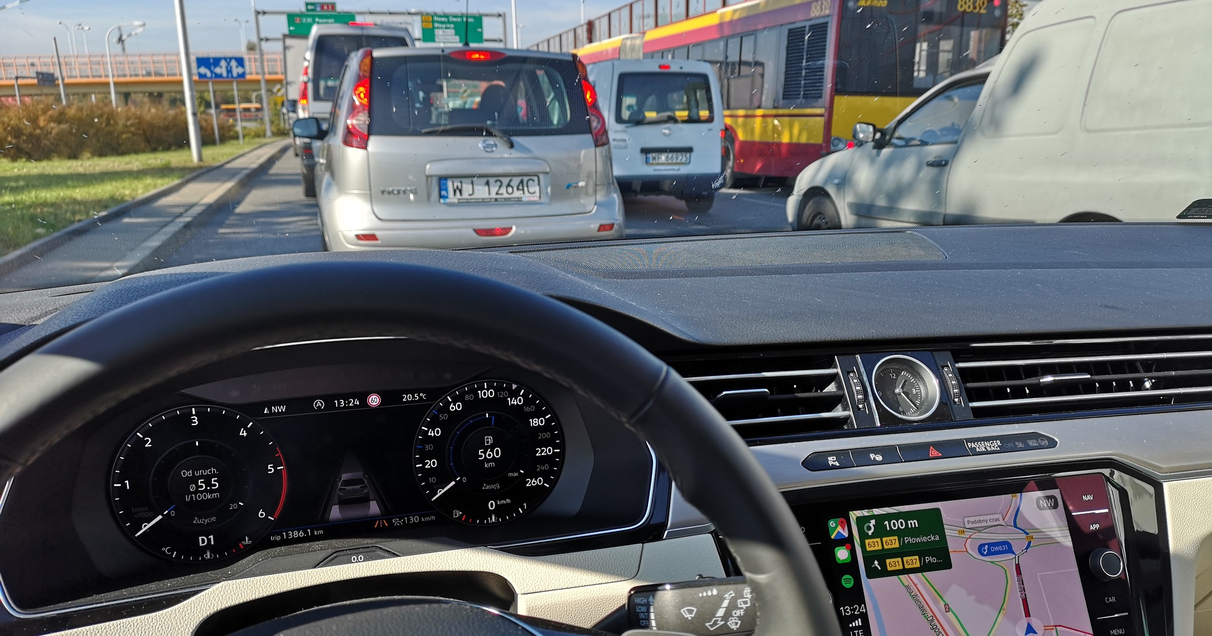 Korek w Warszawie na wylotówce