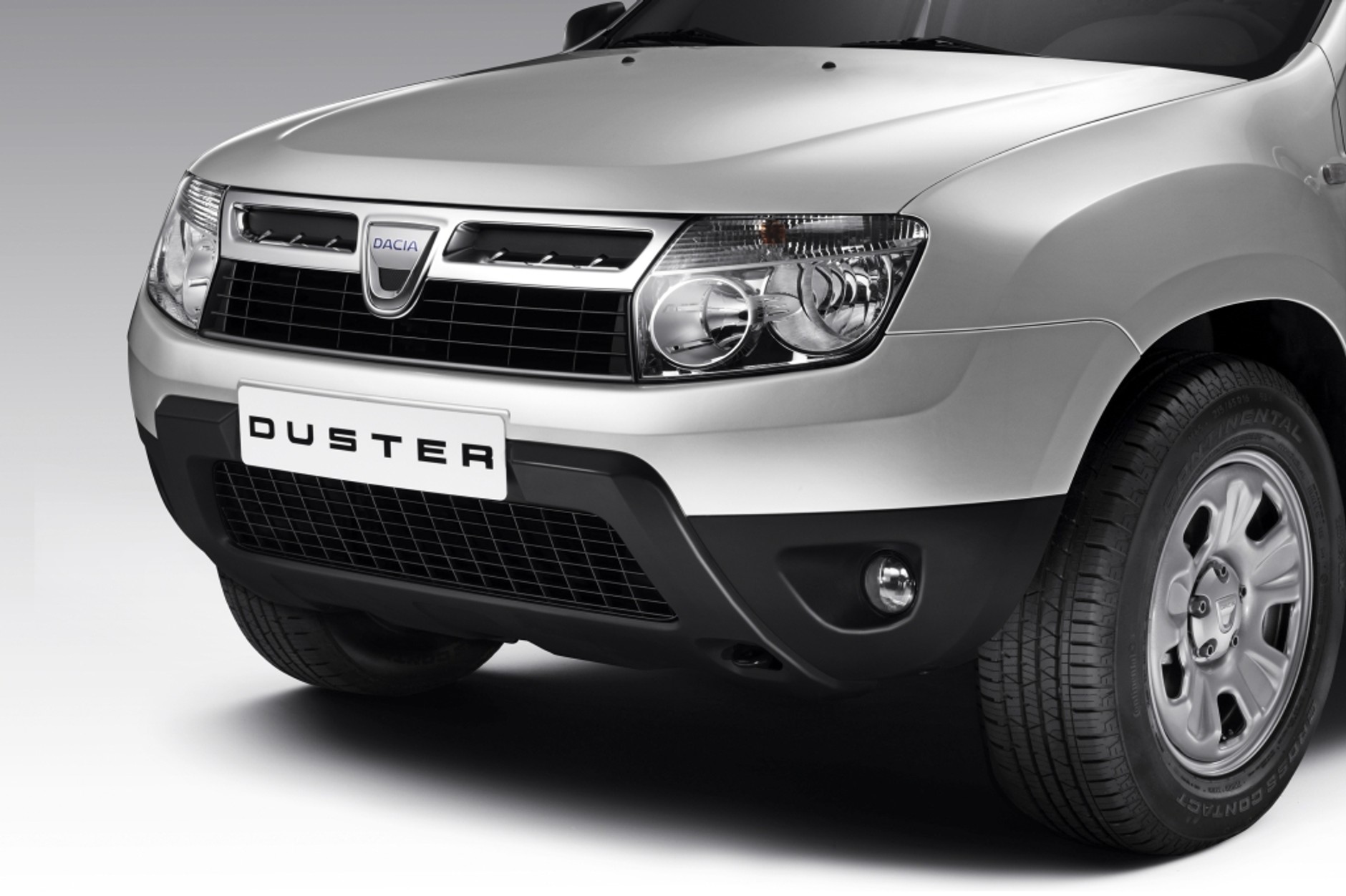 Dacia Duster: oficjalne zdjęcia, sprzedaż od stycznia 2010 roku (Wideo)