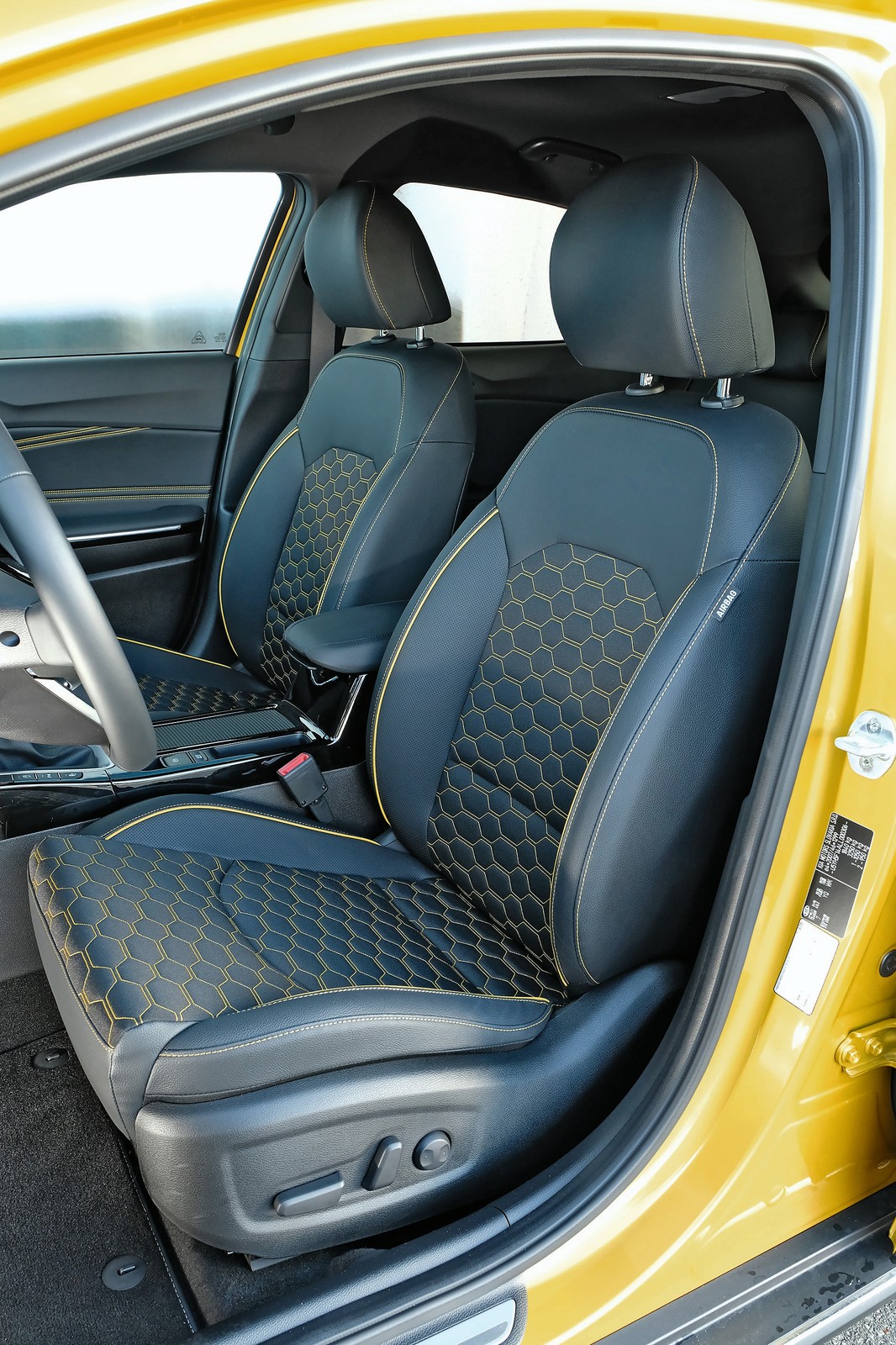 Porównanie: Kia XCeed kontra Volkswagen T-Roc