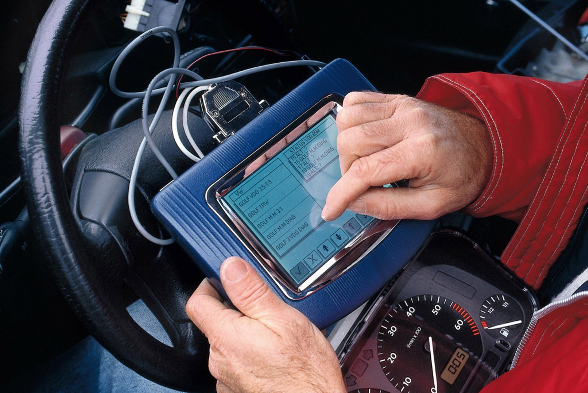 Ile warte są auta poflotowe? Czy warto kupić firmowy samochód