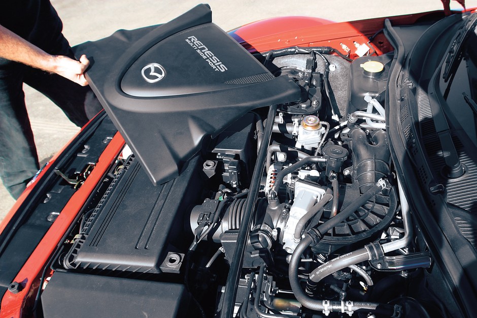 Alfa Romeo Brera kontra Mazda RX-8