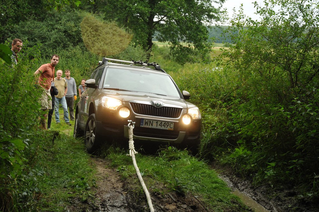 4x4 Family Adventure: baza pod namiotami