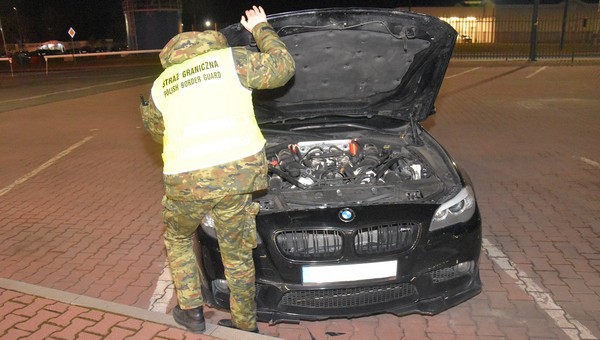 BMW serii 5 z fałszywym numerem VIN podczas kontroli granicznej w Terespolu