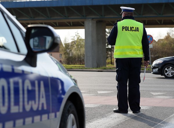 Jeździł prawie 20 lat bez prawa jazdy. Wpadł za prędkość