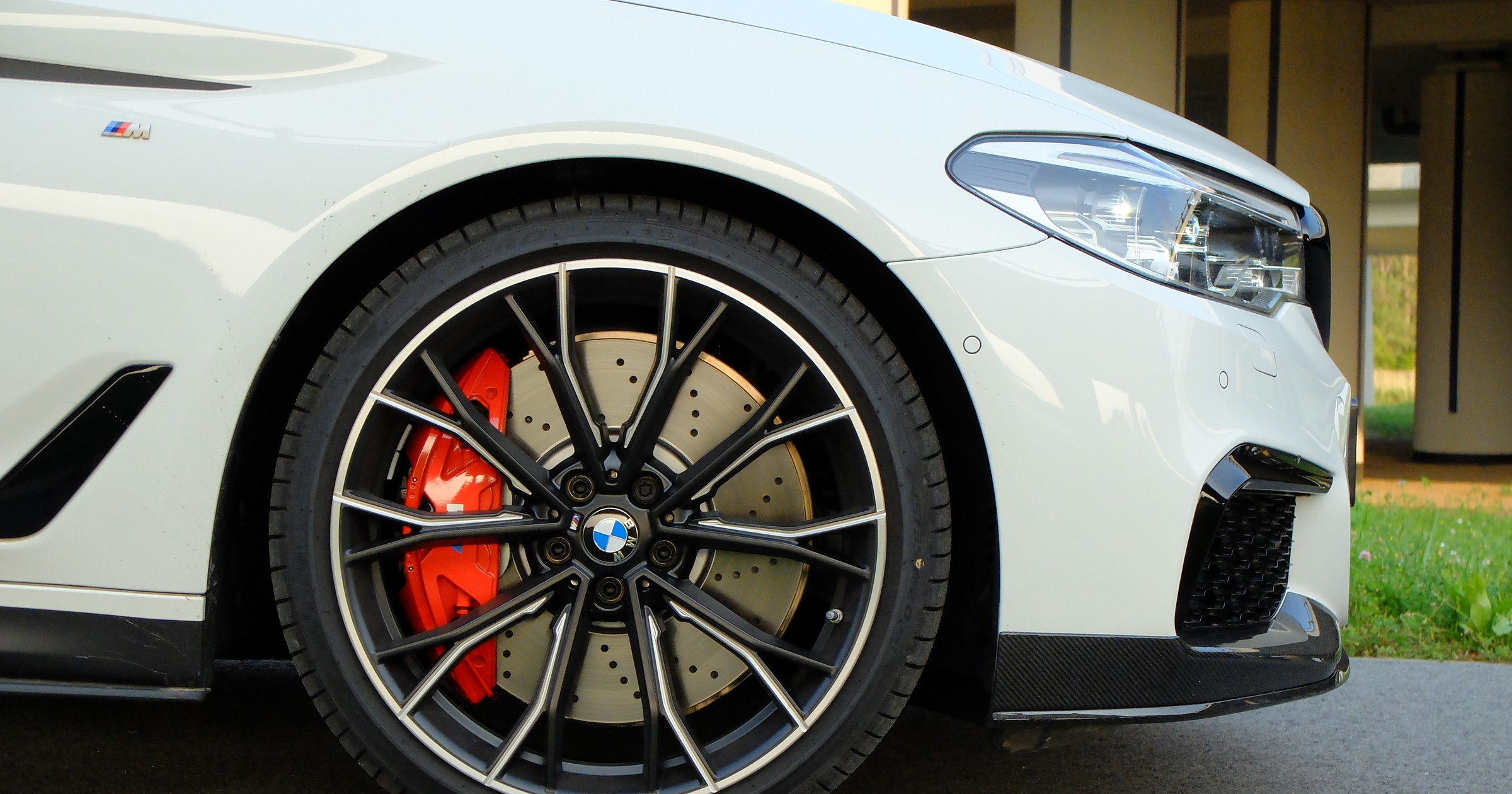 BMW M550i xDrive