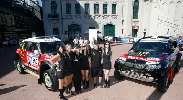 Rajd Dakar 2011: Hołowczyc na konferencji zespołu X-raid