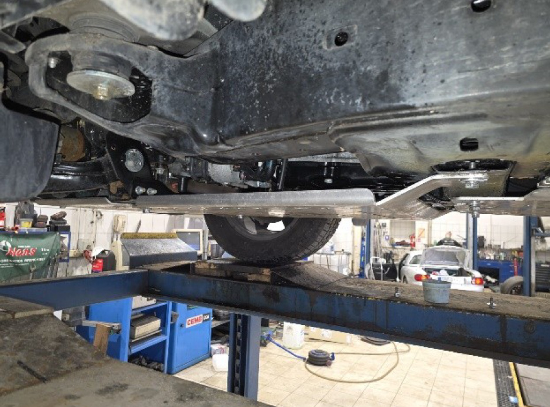 Isuzu D-Max pana Jacka – zdjęcia z oględzin rzeczoznawcy