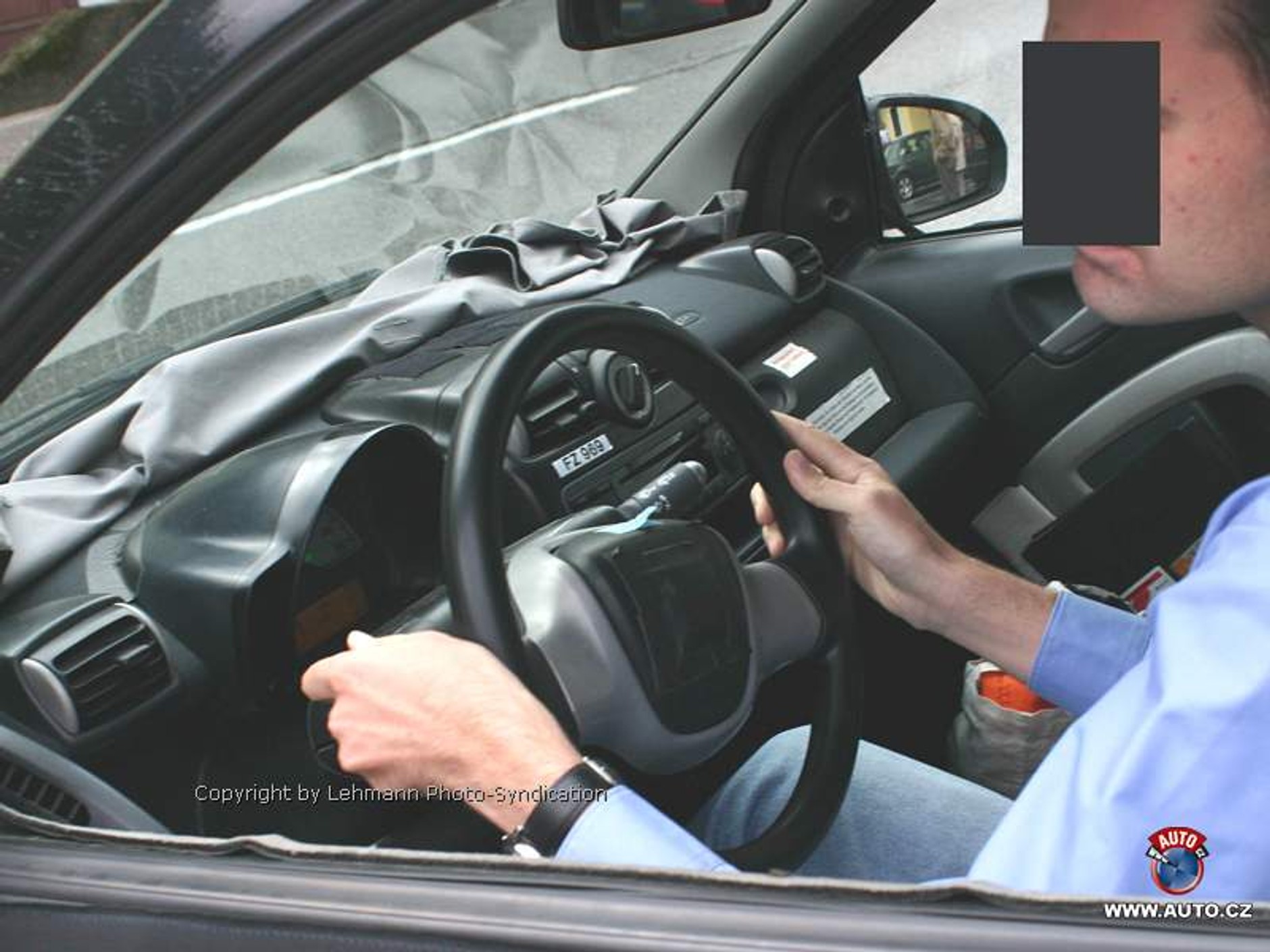 Zdjęcia szpiegowskie: Nowy Smart ForTwo urośnie o 20 cm