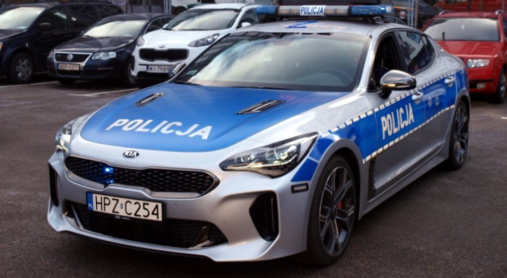 Policyjna Kia Stinger