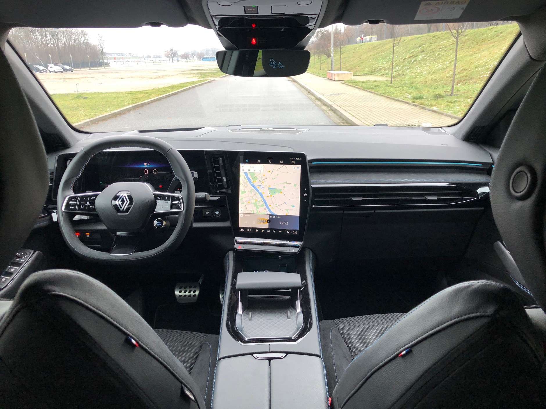 Renault Austral przed liftingiem