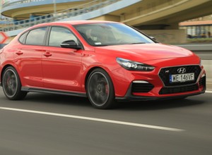 Hyundai i30 N Fastback – sportowiec w eleganckim wydaniu | TEST