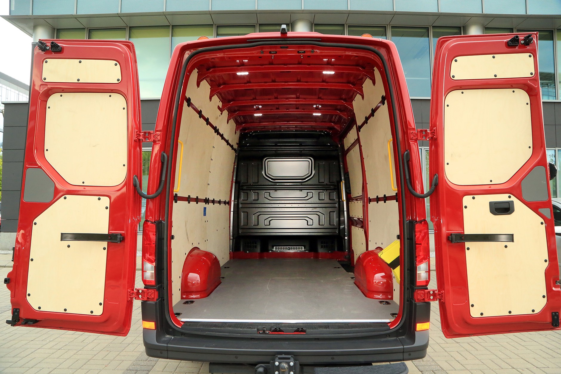 Volkswagen Crafter 35 - dostawcza ekstraklasa