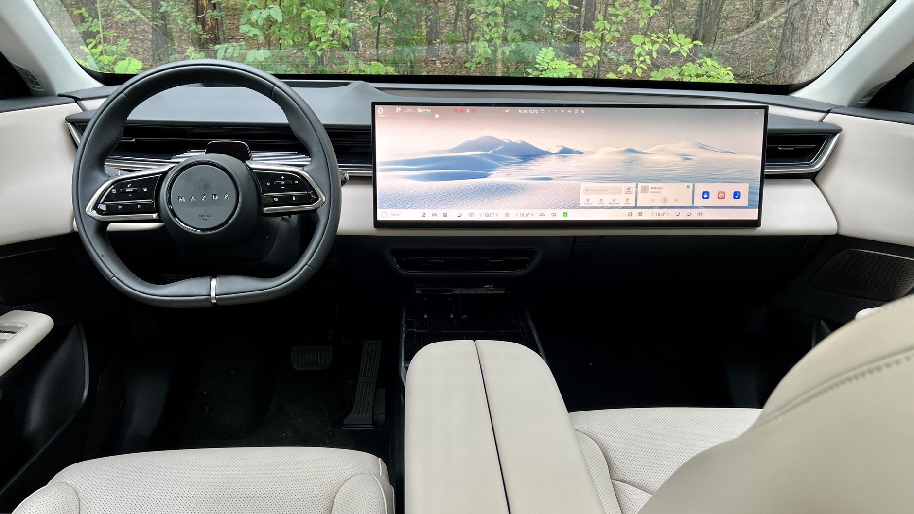 Mazda CX-6e