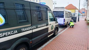 Inspektorzy ITD nie przestawali drążyć. Kierowca z sekundy na sekundę pogrążał się coraz bardziej