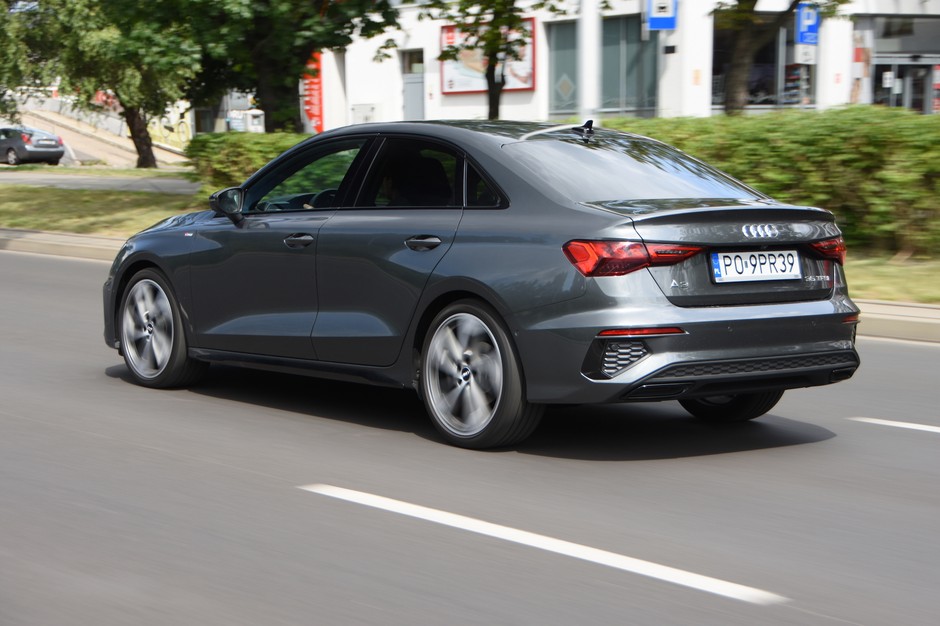 Audi A3 Limousine 35 TFSI S line
