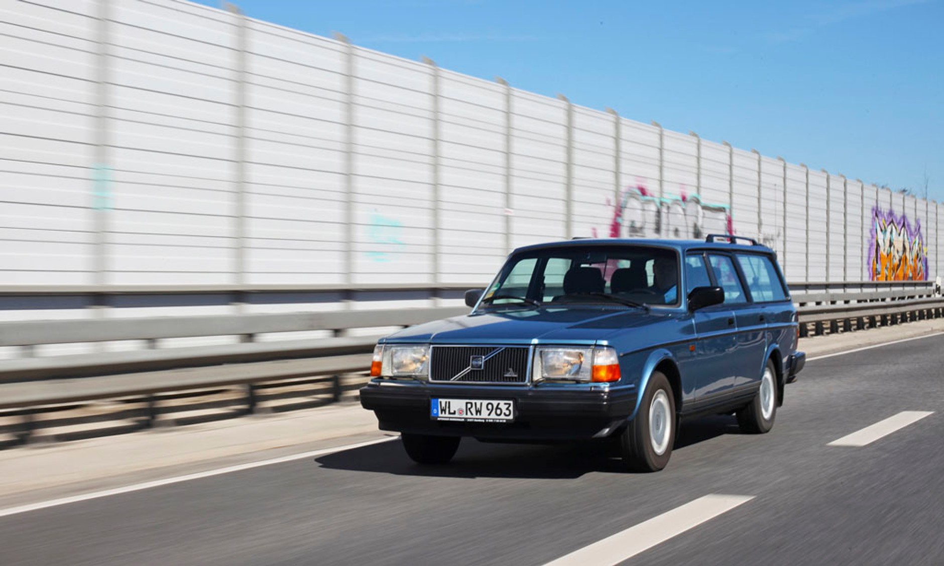 Volvo 240 - prawdziwy twardziel na lata