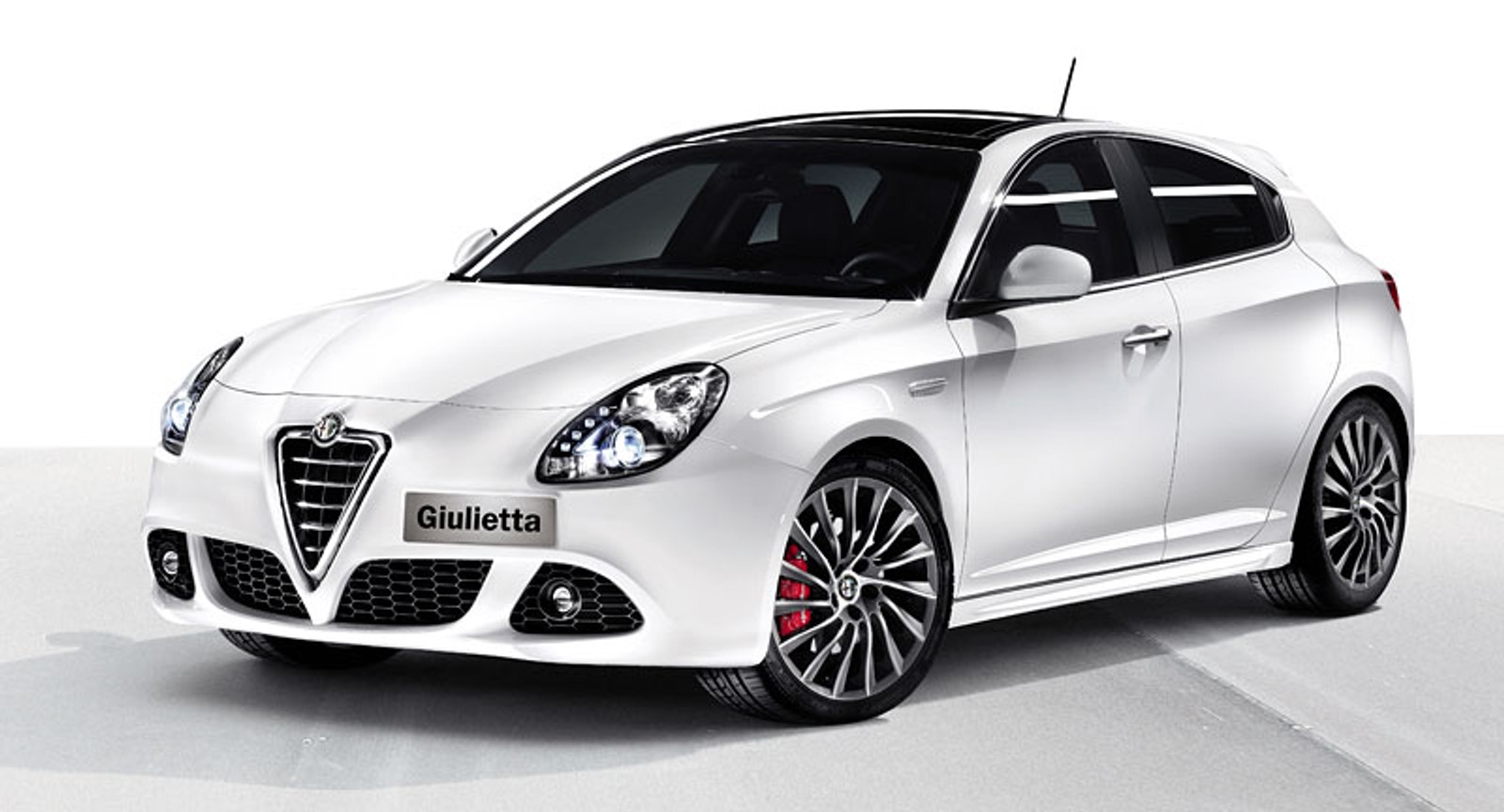 Alfa Romeo Giulietta: pierwsze zdjęcia Milano z nową nazwą