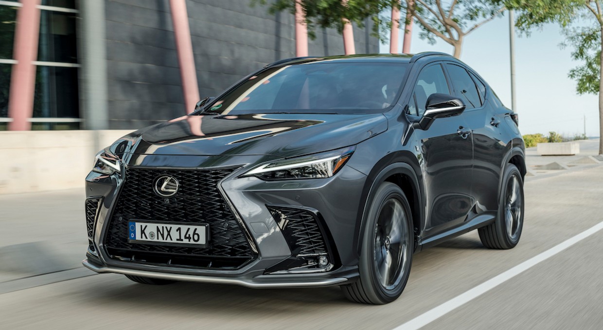 W Lexusach NX może odłączyć się przedni amortyzator. Akcja serwisowa