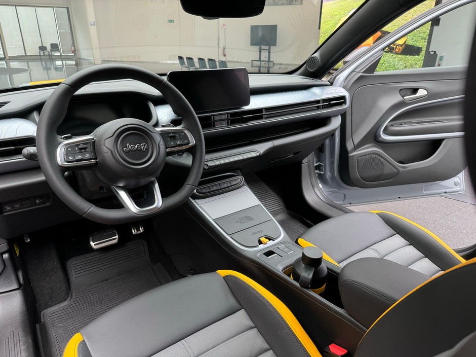 Jeep Avenger 4xe w wersji The North Face Edition