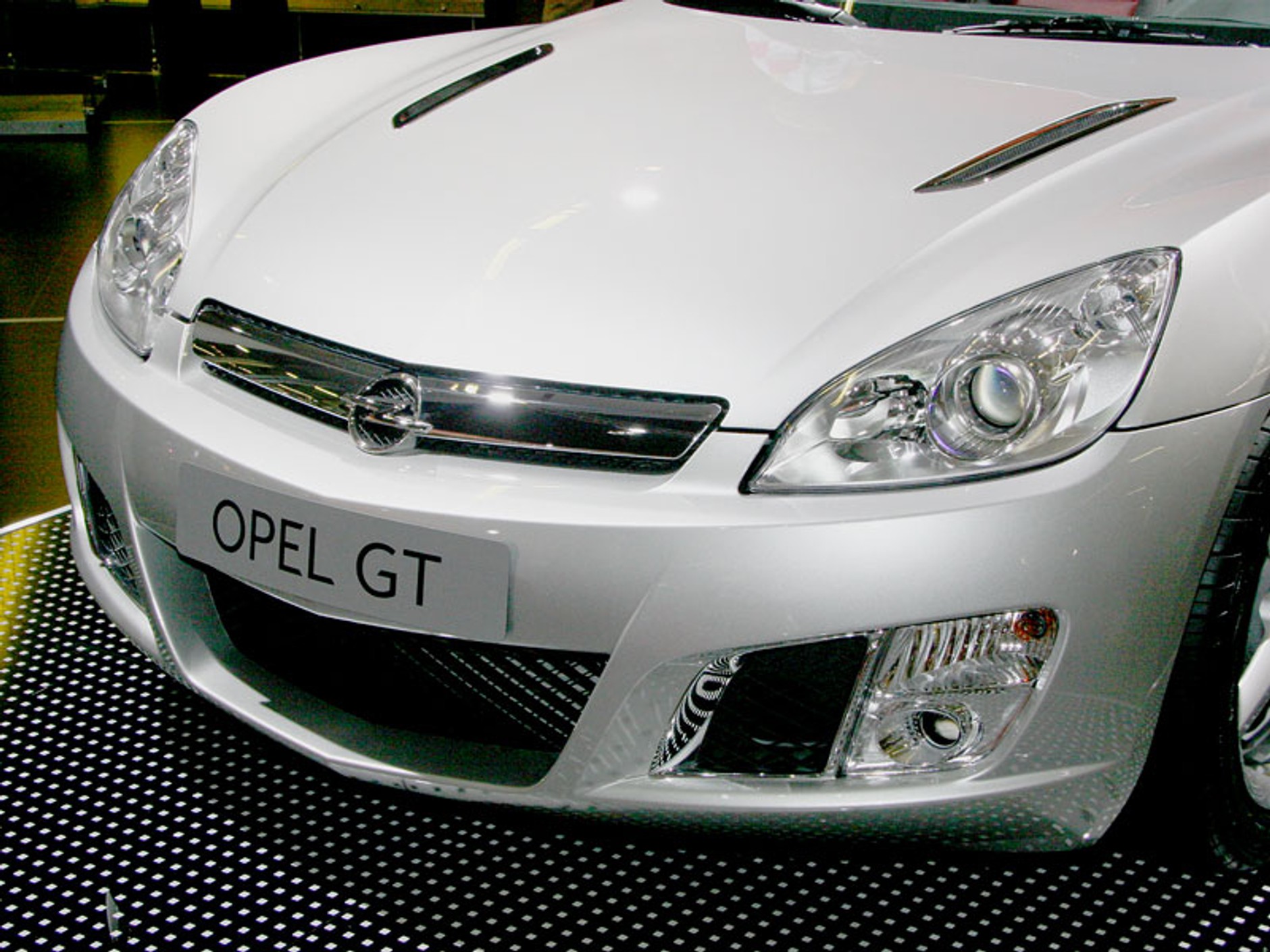 Autosalon Brno 2007: Co można zobaczyć? (3. część, 178 fotografii)