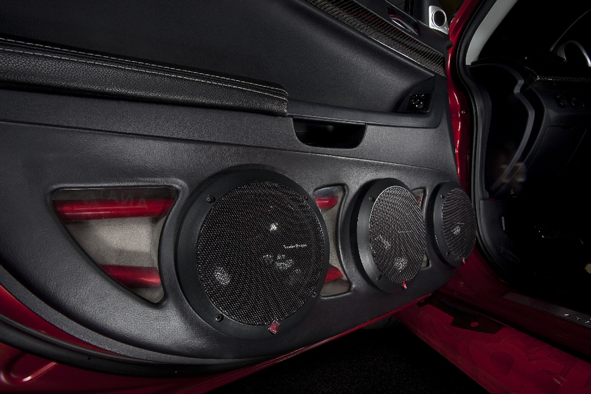 Rockford Fosgate: Mitsubishi Lancer EVO X
