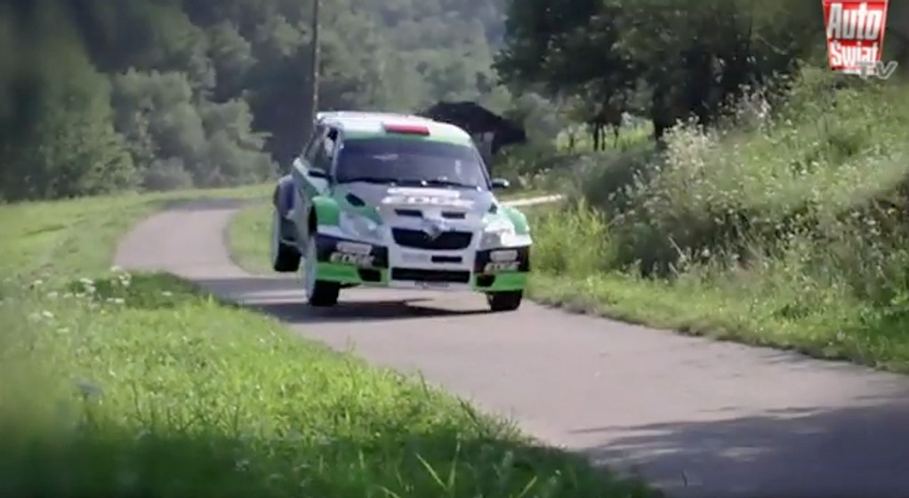 Leszek Kuzaj za kierownicą Skody Fabii S2000