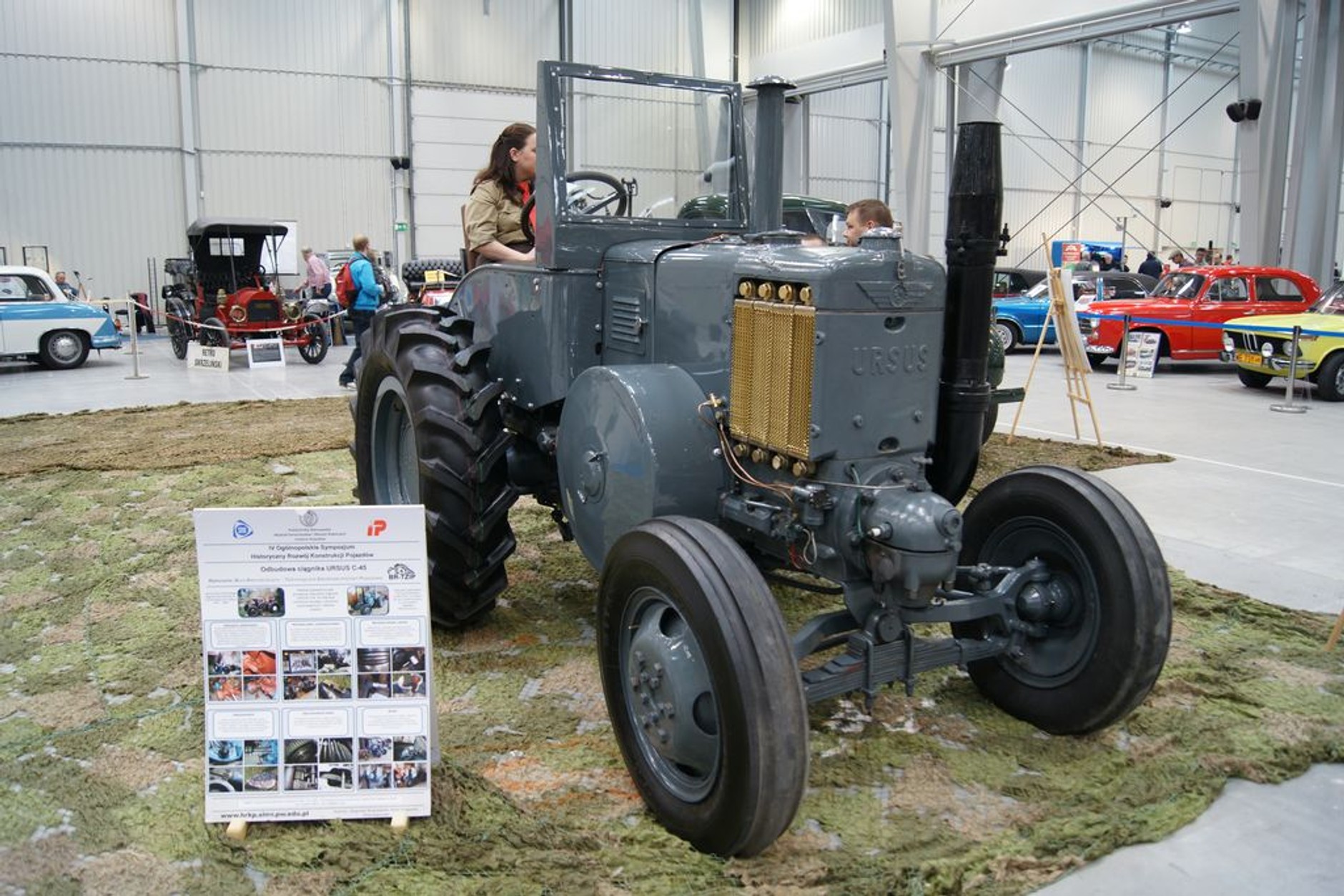 Moto Nostalgia 2011 – uczta dla koneserów motoryzacji (galeria)