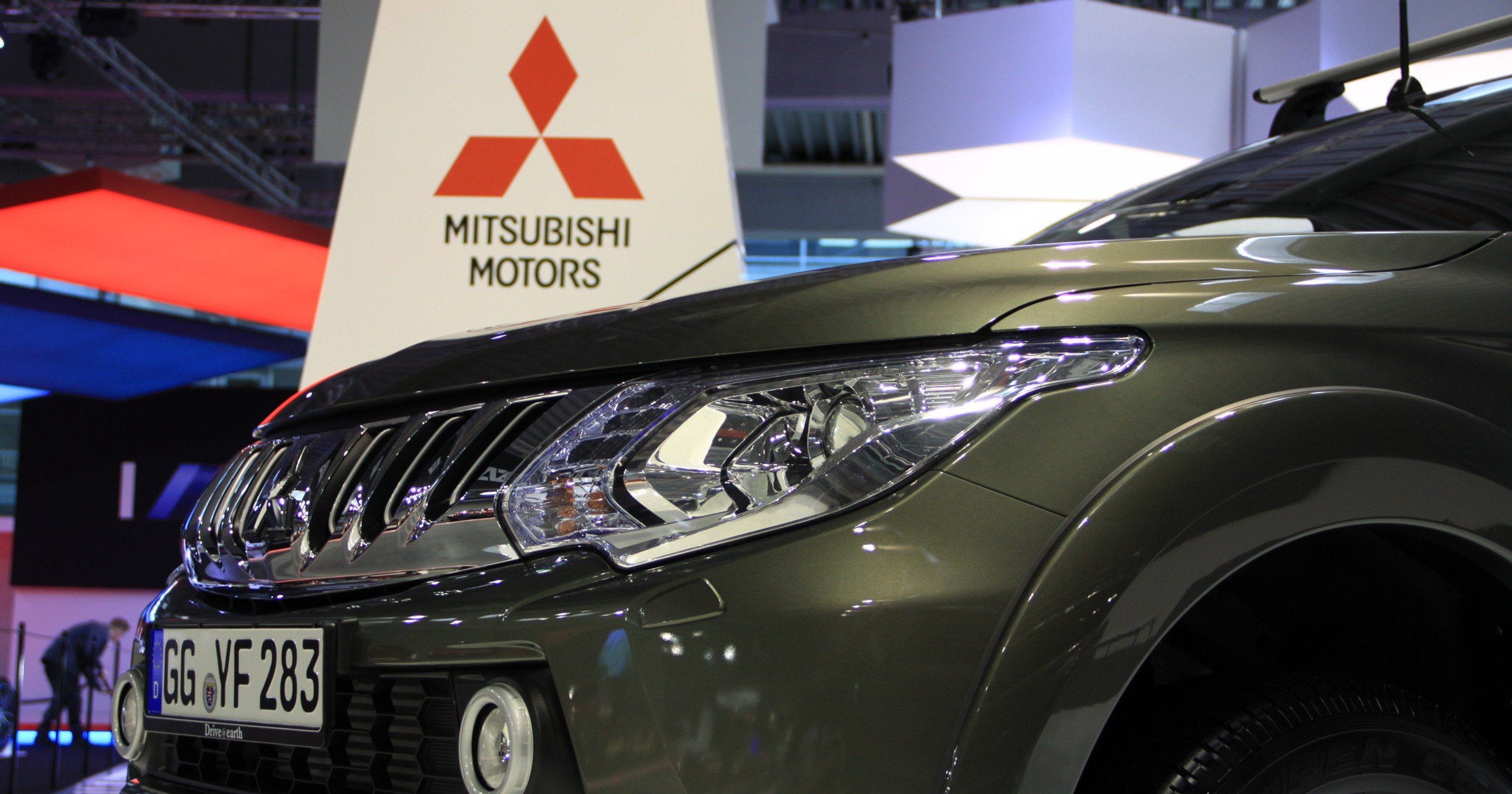 Mitsubishi L200 (Poznań 2015)