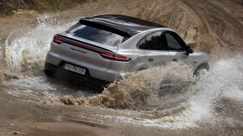Porsche Cayenne Turbo S e-hybrid Coupé
