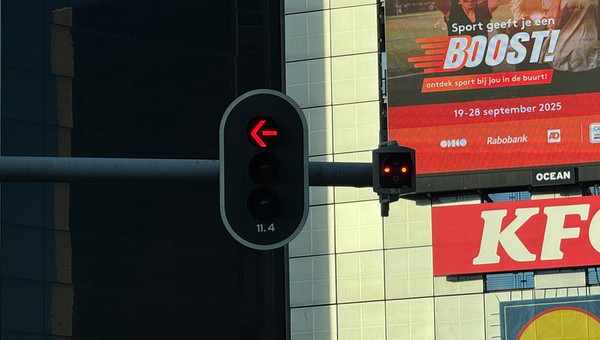 Co oznacza sygnalizator z kropkami? To ważna informacja. Kierowców może zaskoczyć