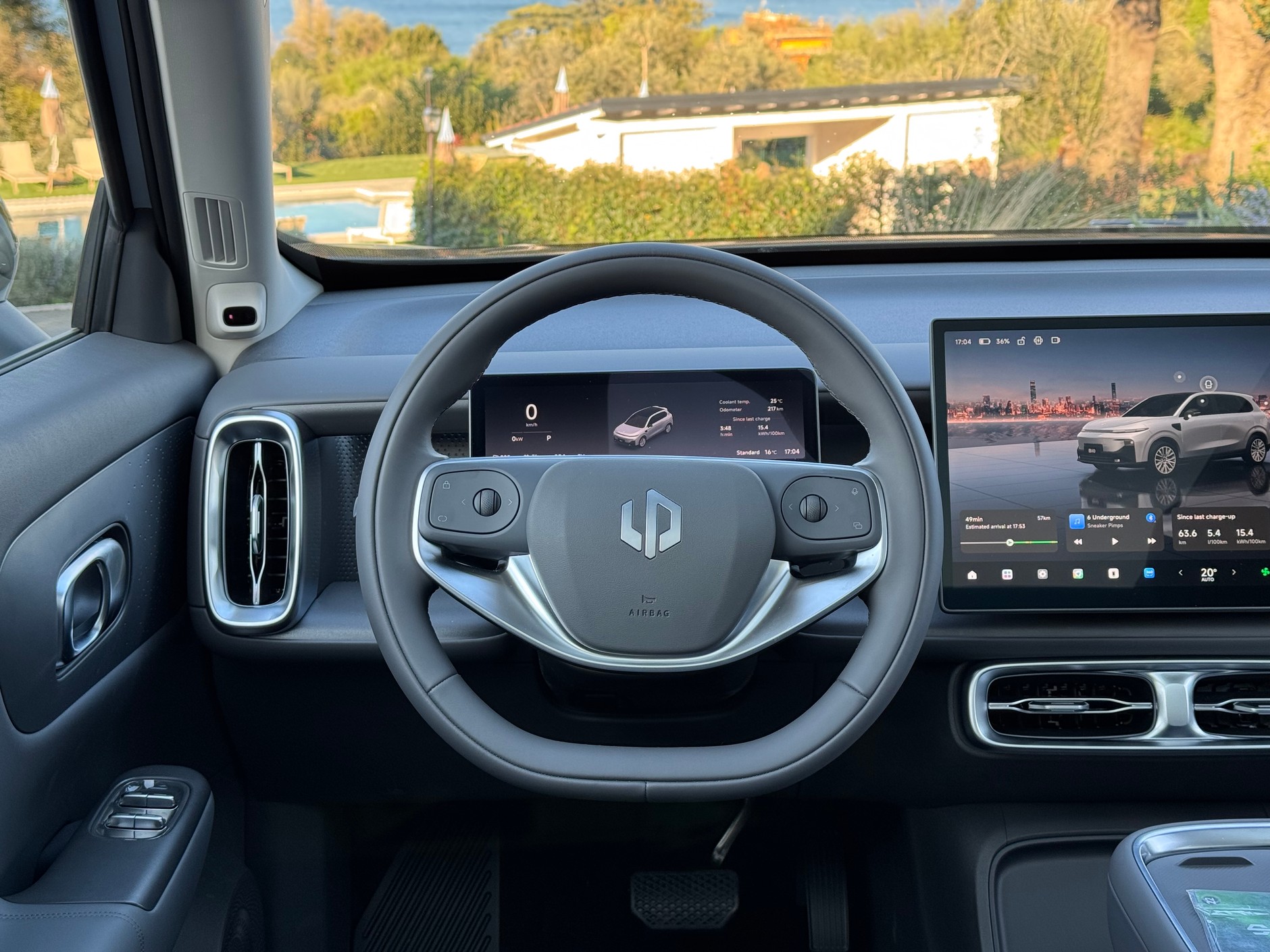 Leapmotor B10 Hybrid EV