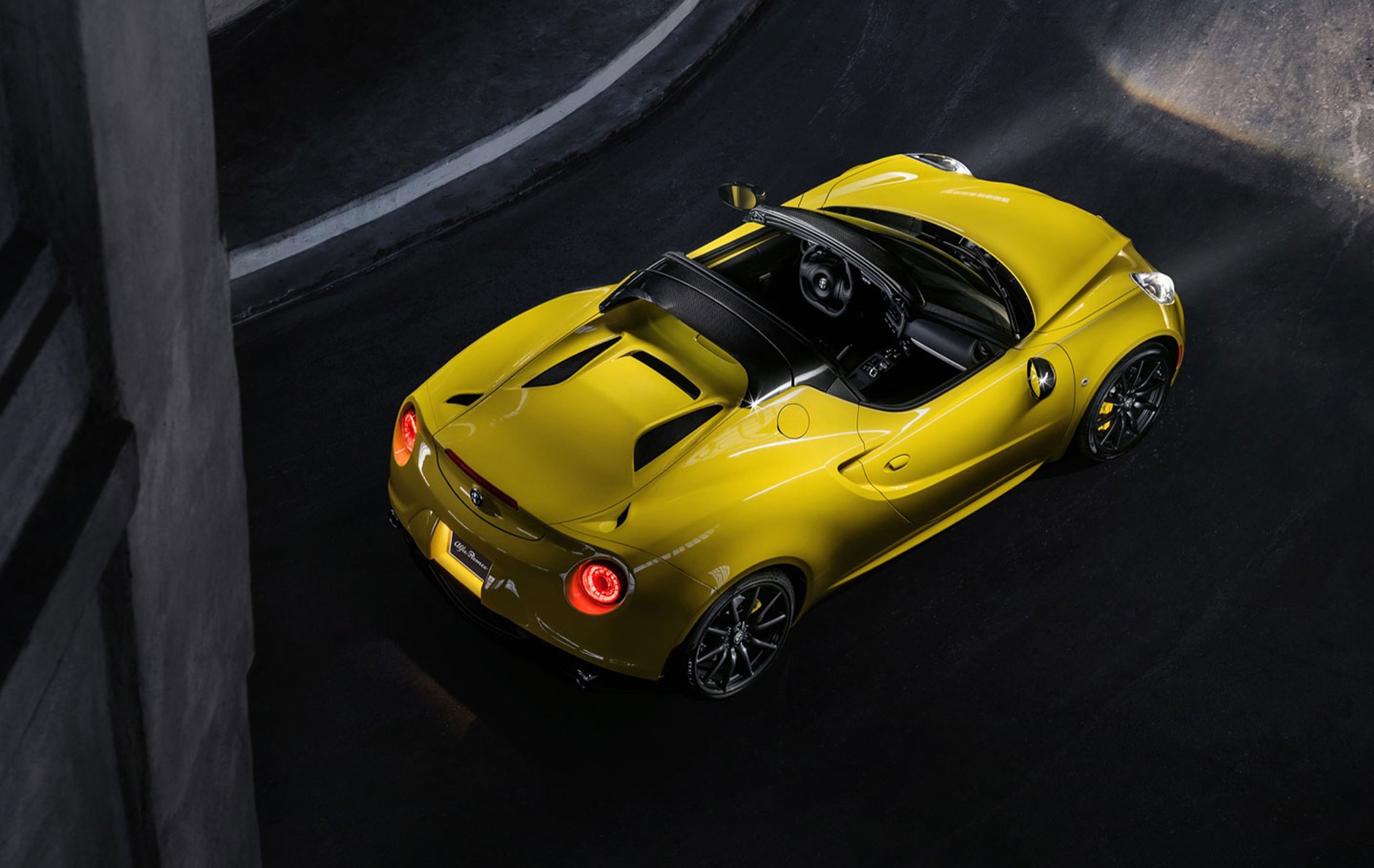 Alfa Romeo 4C Spider – premiera w Detroit
