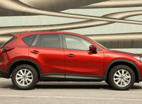 Mazda CX-5: rewolucyjny SUV z Japonii. Test i opinie