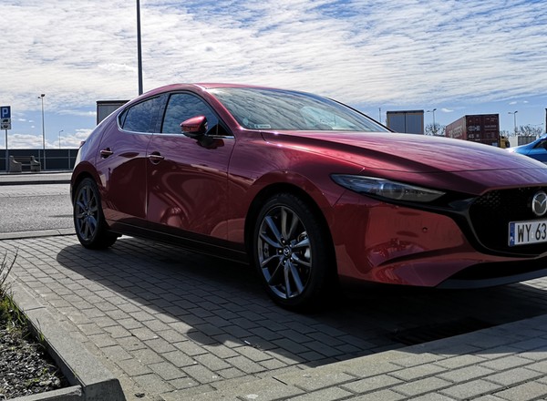 Mazda 3, czyli MZD Connect od nowa. Jest lepiej niż było