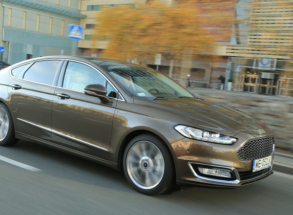 Ford chce być Premium