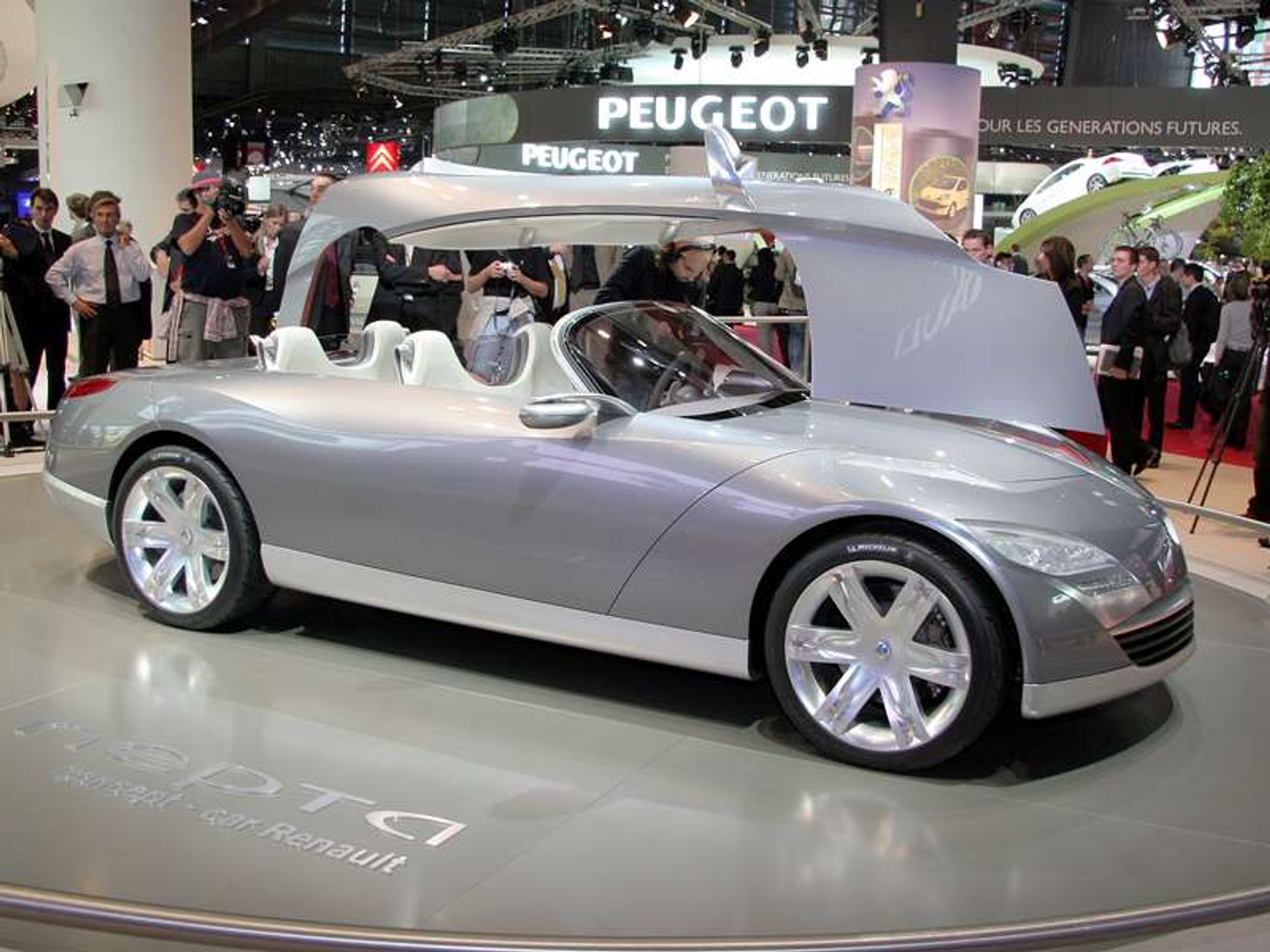 Paryż na żywo: fotogaleria z targów – Pierwszy dzień targów (2/2)